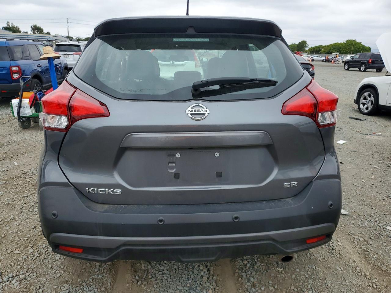 2020 NISSAN KICKS SR photo 11