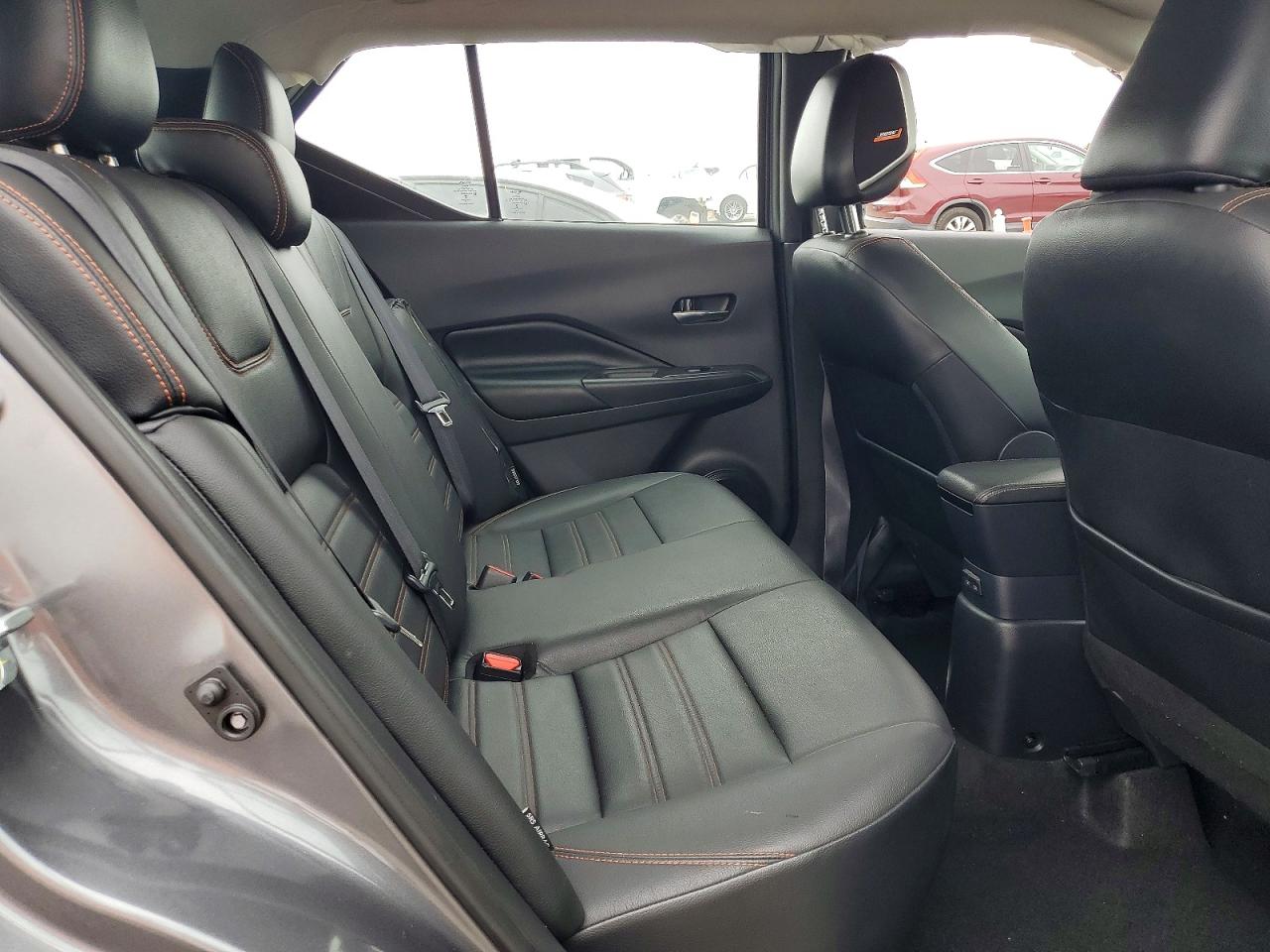 2020 NISSAN KICKS SR photo 19