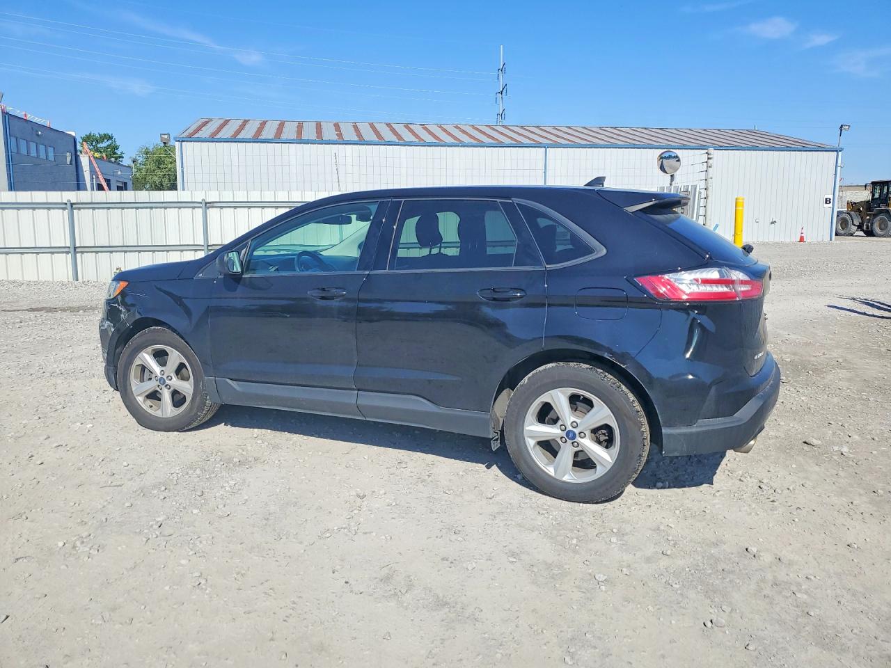 2019 FORD EDGE SE photo 3