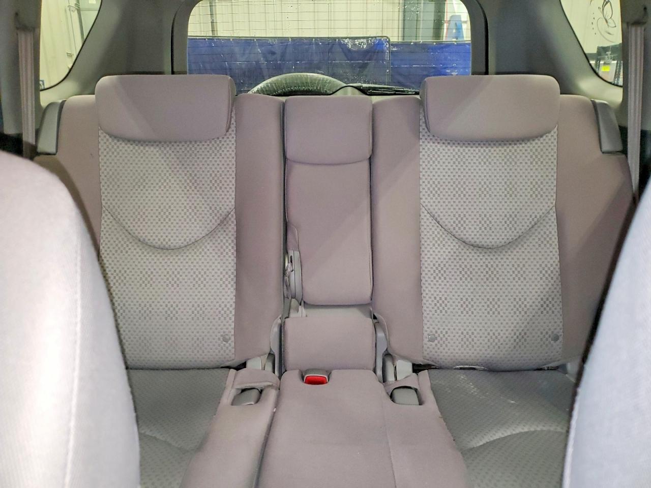 2007 TOYOTA RAV4 BASE photo 19