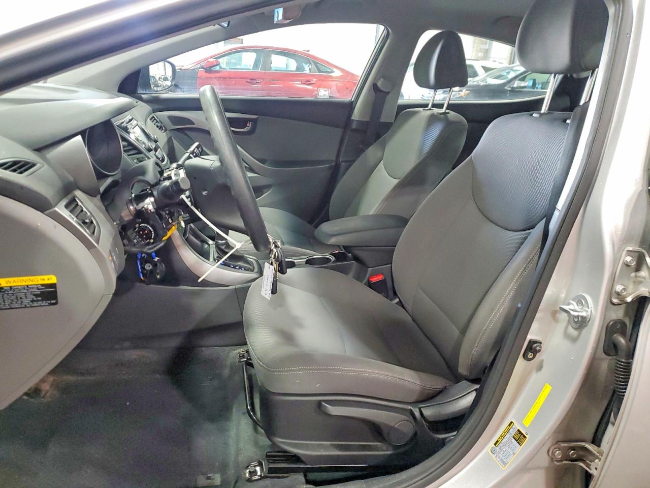 2014 HYUNDAI ELANTRA SE photo 19