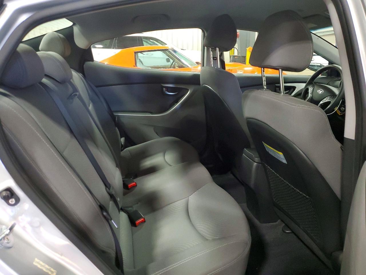 2014 HYUNDAI ELANTRA SE photo 28