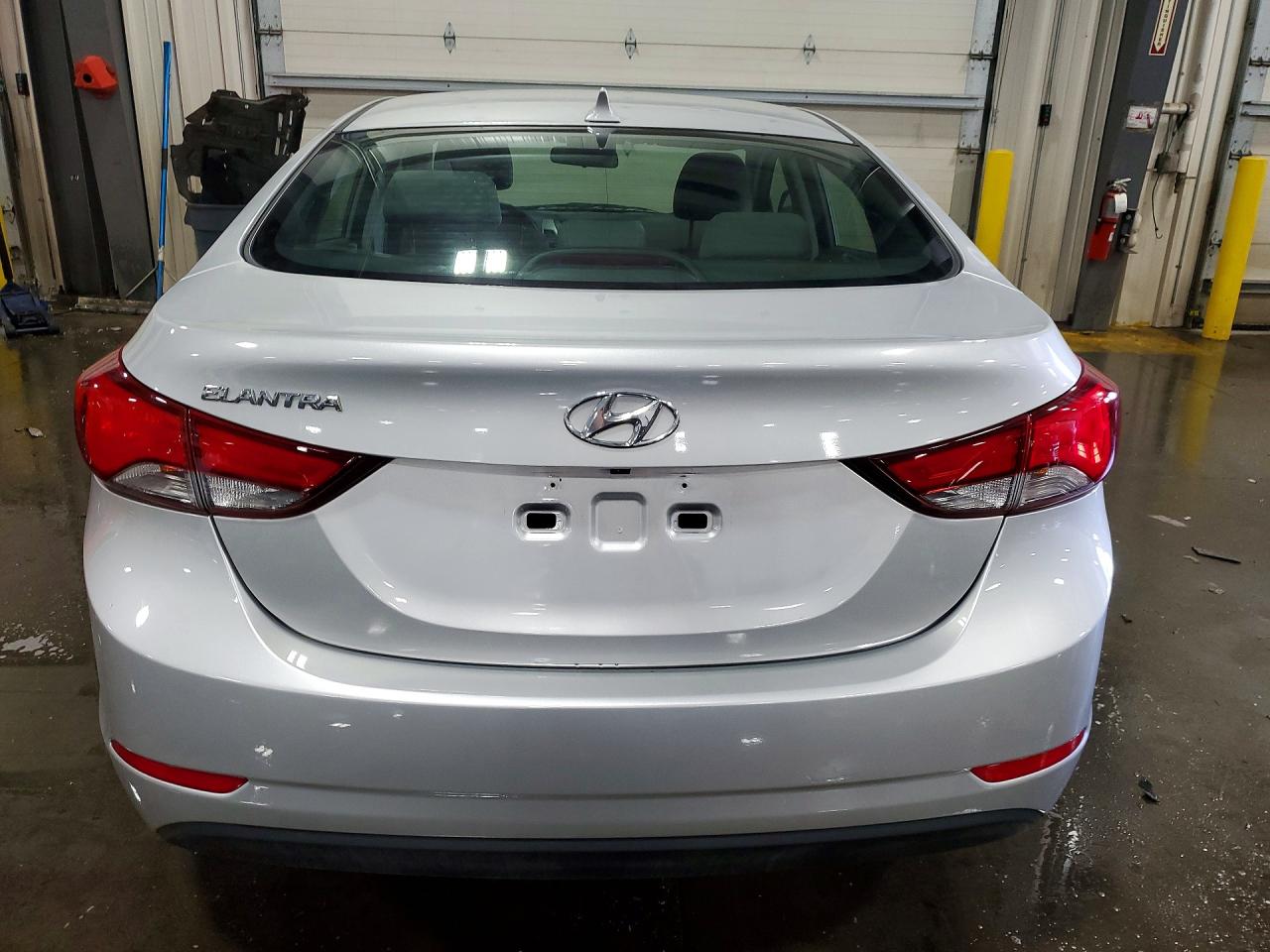2014 HYUNDAI ELANTRA SE photo 16