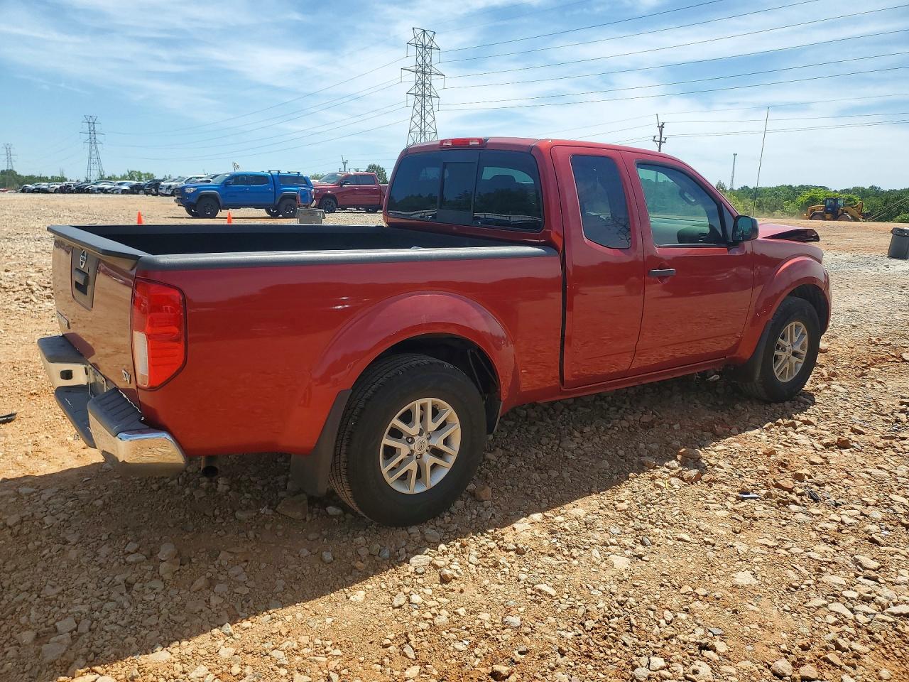 2018 NISSAN FRONTIER SV photo 5