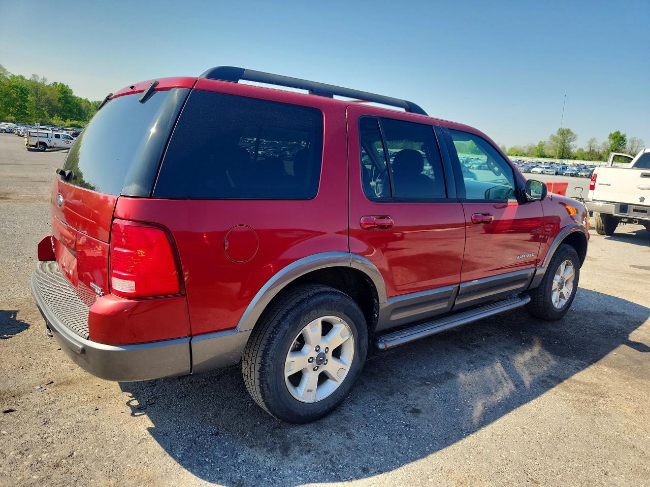 2005 FORD EXPLORER photo 7