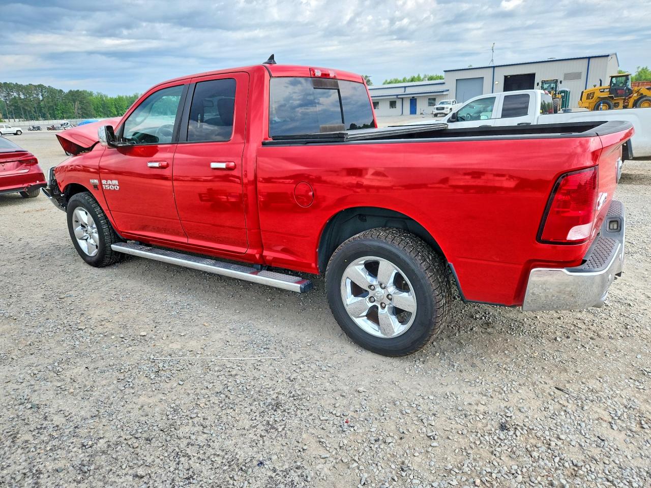 2016 RAM 1500 SLT photo 4