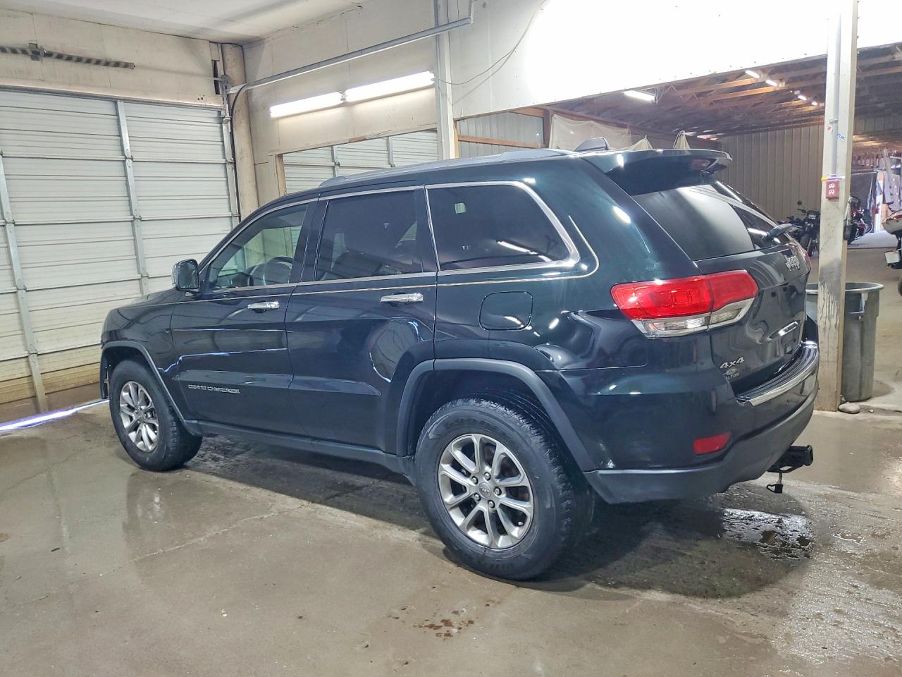 2015 JEEP GRAND CHEROKEE LIMITED photo 4