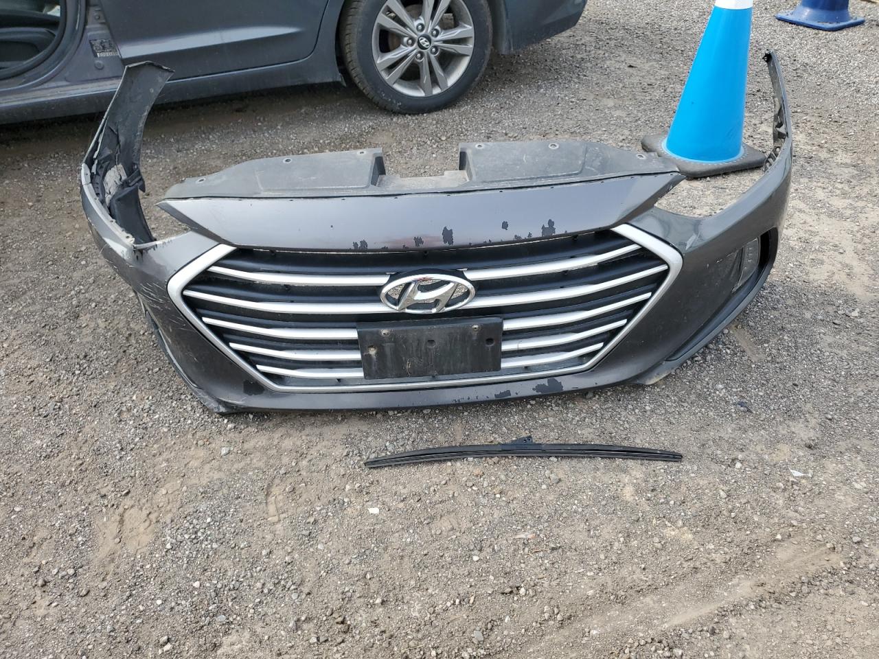 2017 HYUNDAI ELANTRA SE photo 12