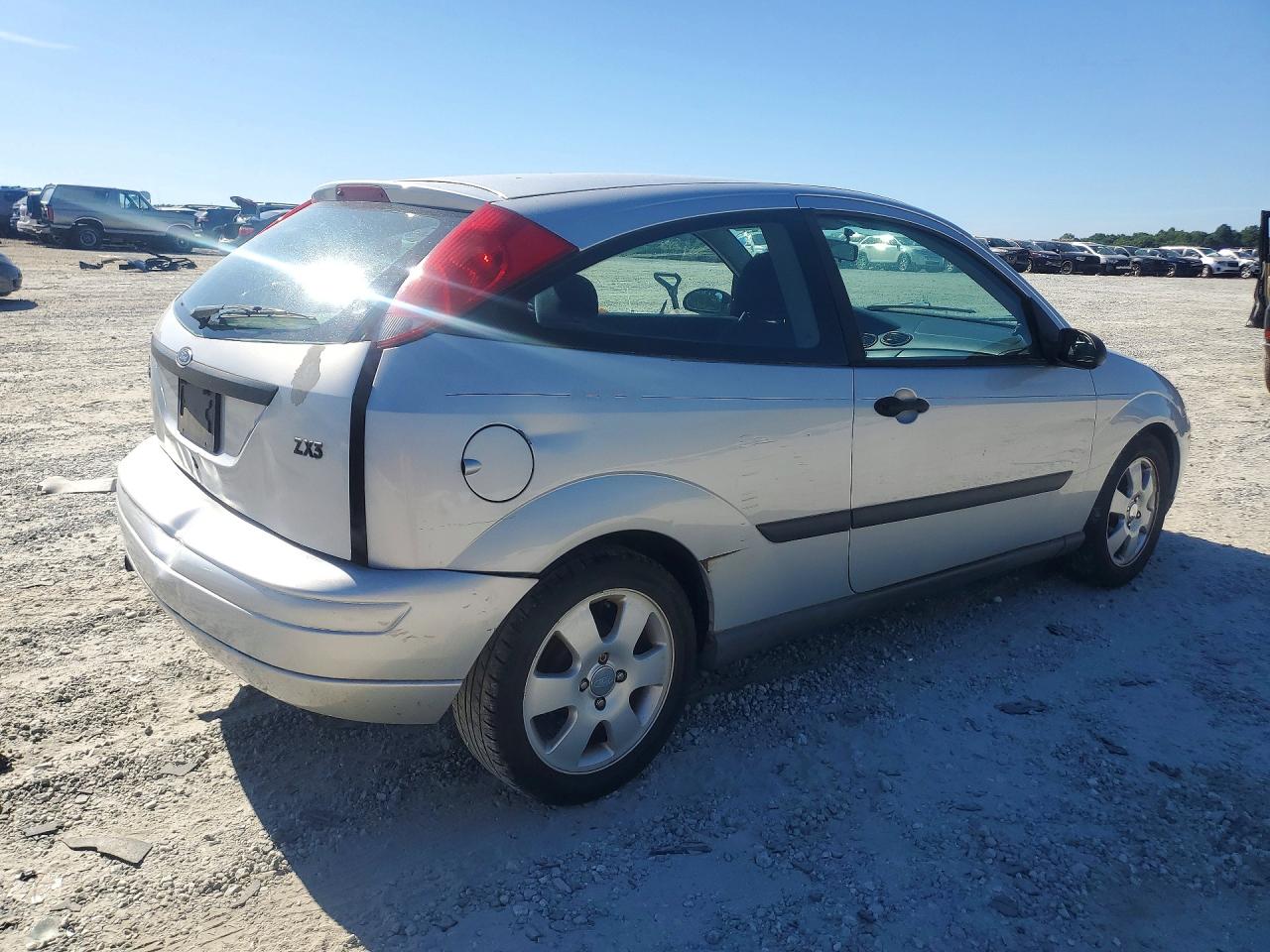 2002 FORD FOCUS ZX3 photo 5