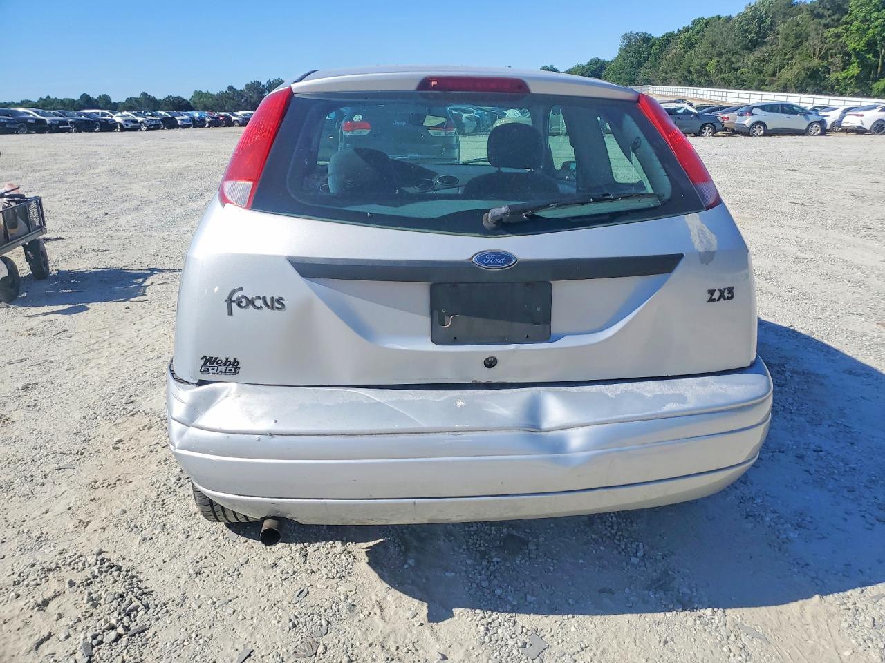 2002 FORD FOCUS ZX3 photo 11