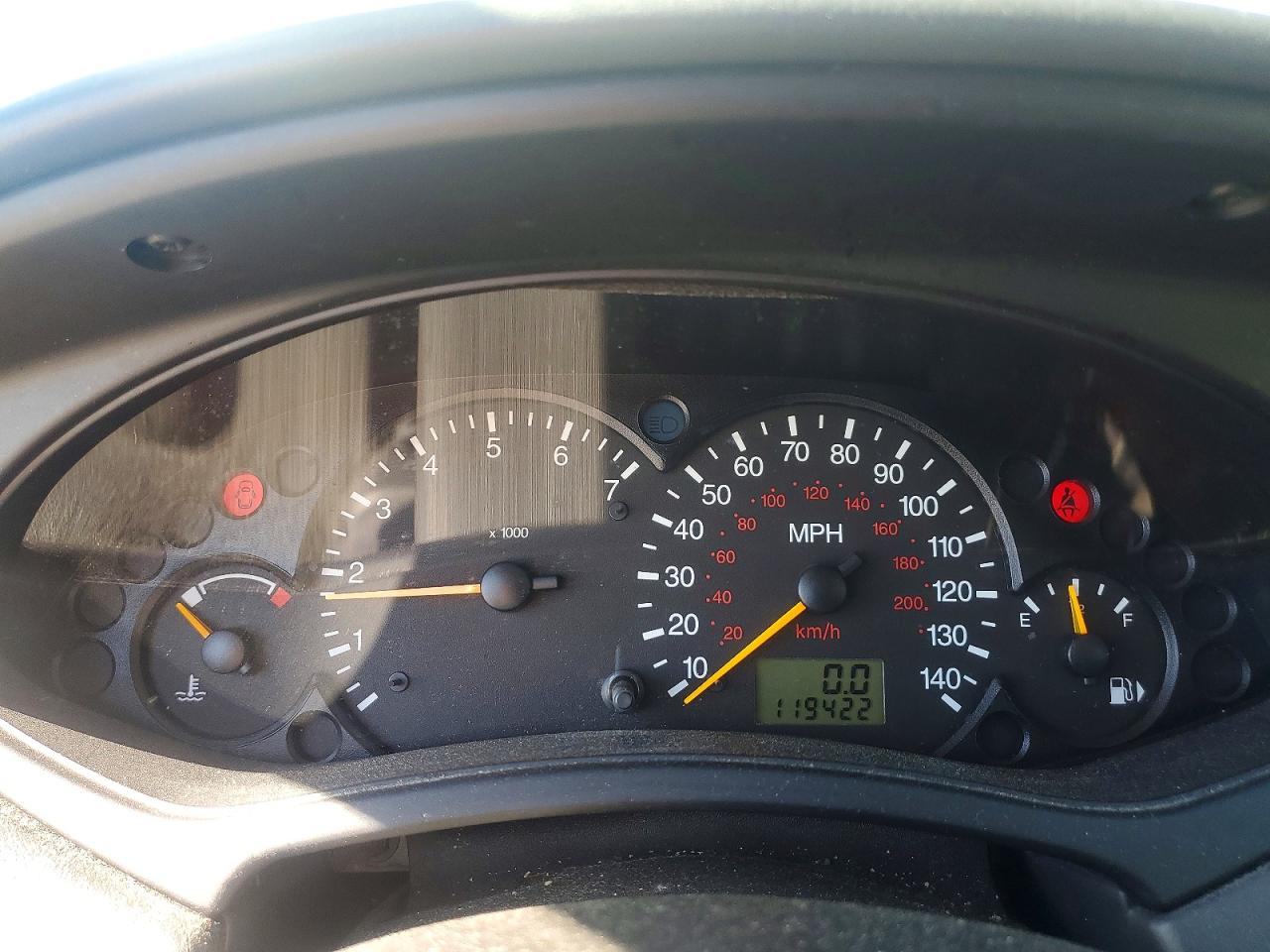 2002 FORD FOCUS ZX3 photo 17