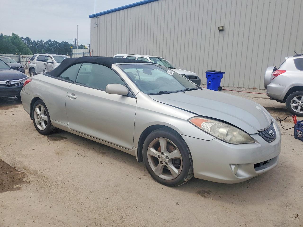 2006 TOYOTA CAMRY SOLARA SLE V6 photo 10