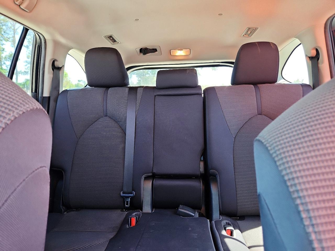 2023 TOYOTA HIGHLANDER LE photo 10