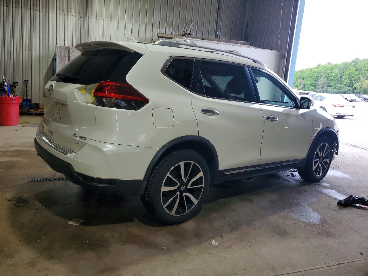 2018 NISSAN ROGUE SL photo 5