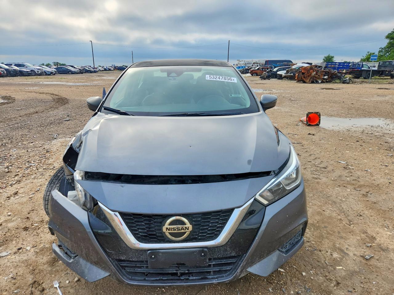 2021 NISSAN VERSA SV photo 9