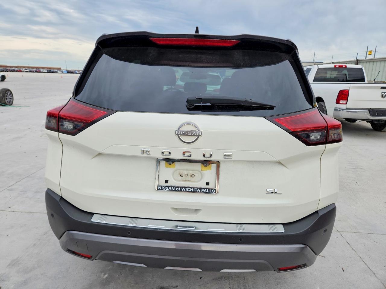 2023 NISSAN ROGUE SL photo 6