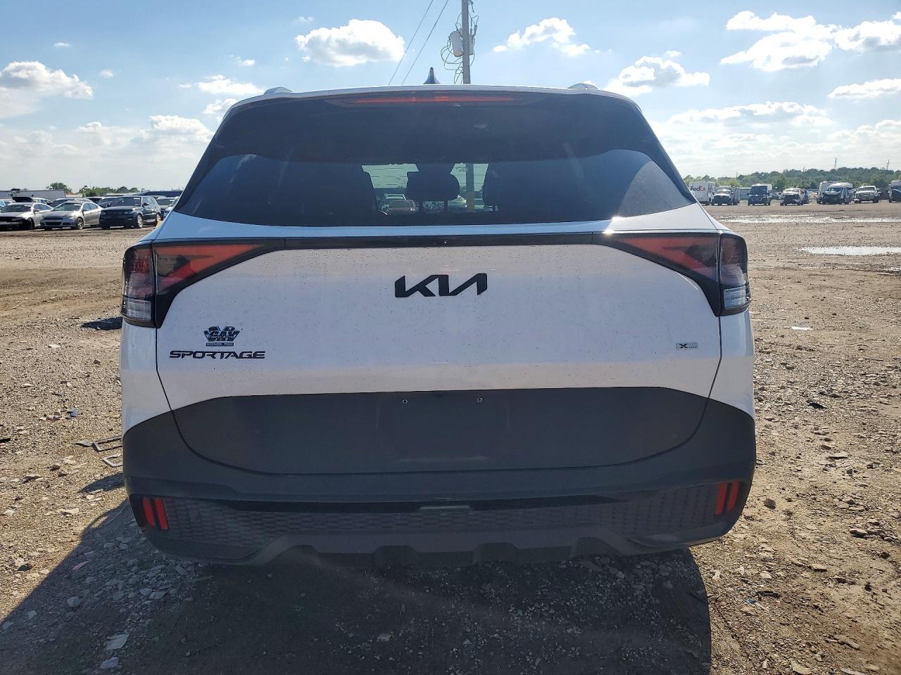 2025 KIA SPORTAGE X LINE photo 11