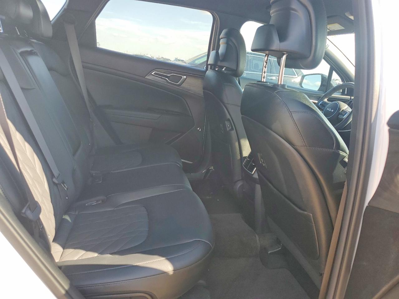 2025 KIA SPORTAGE X LINE photo 21