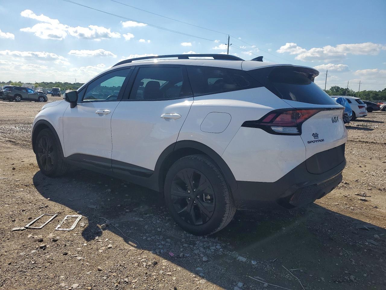 2025 KIA SPORTAGE X LINE photo 3
