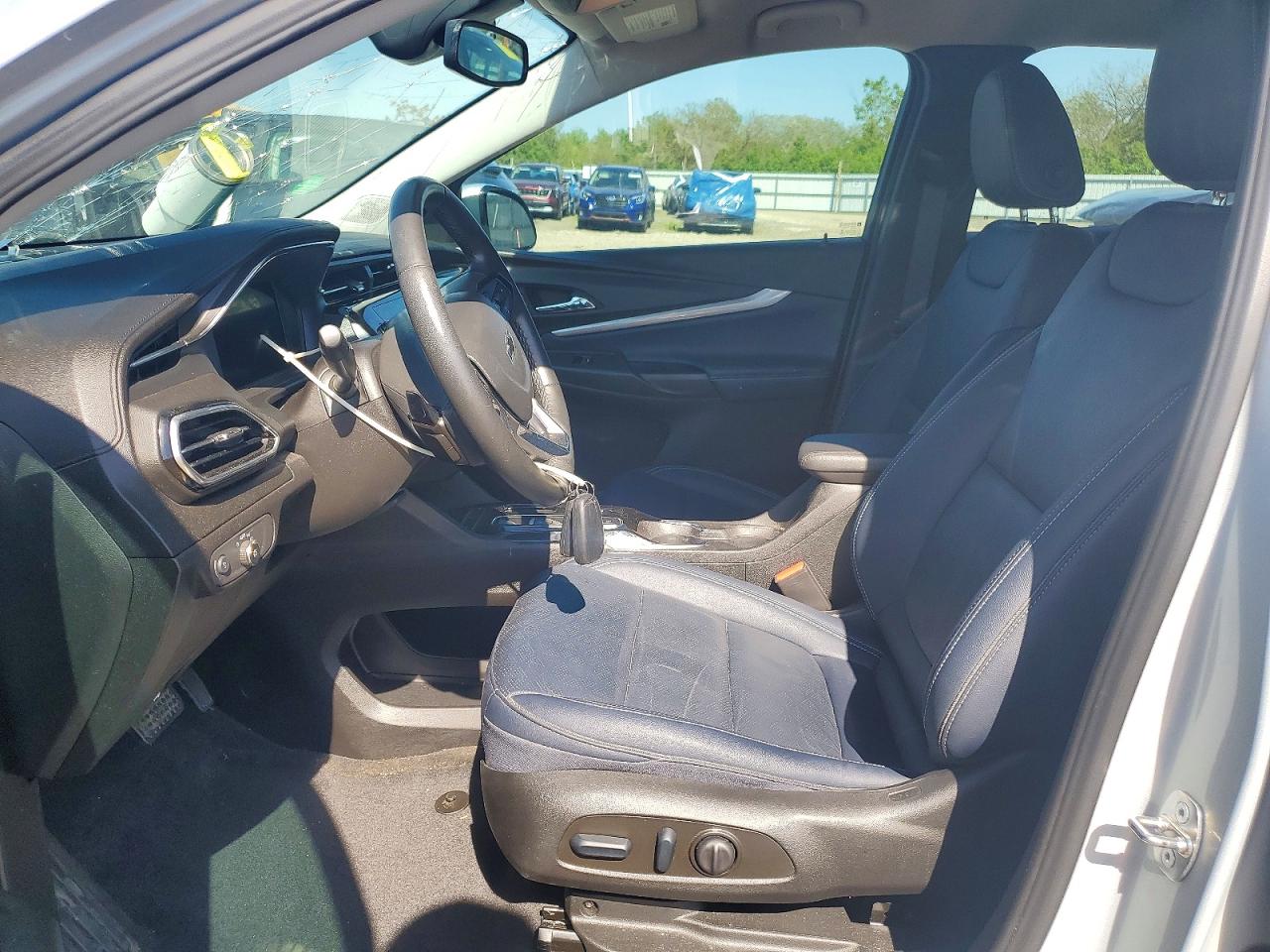 2023 CHEVROLET BOLT EUV LT photo 13