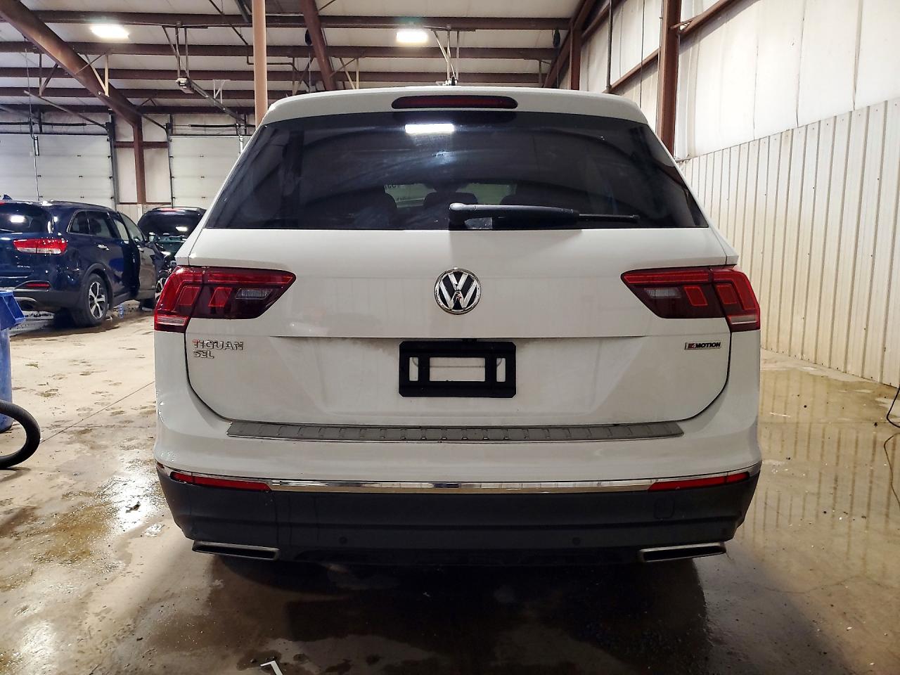 2020 VOLKSWAGEN TIGUAN SE photo 11