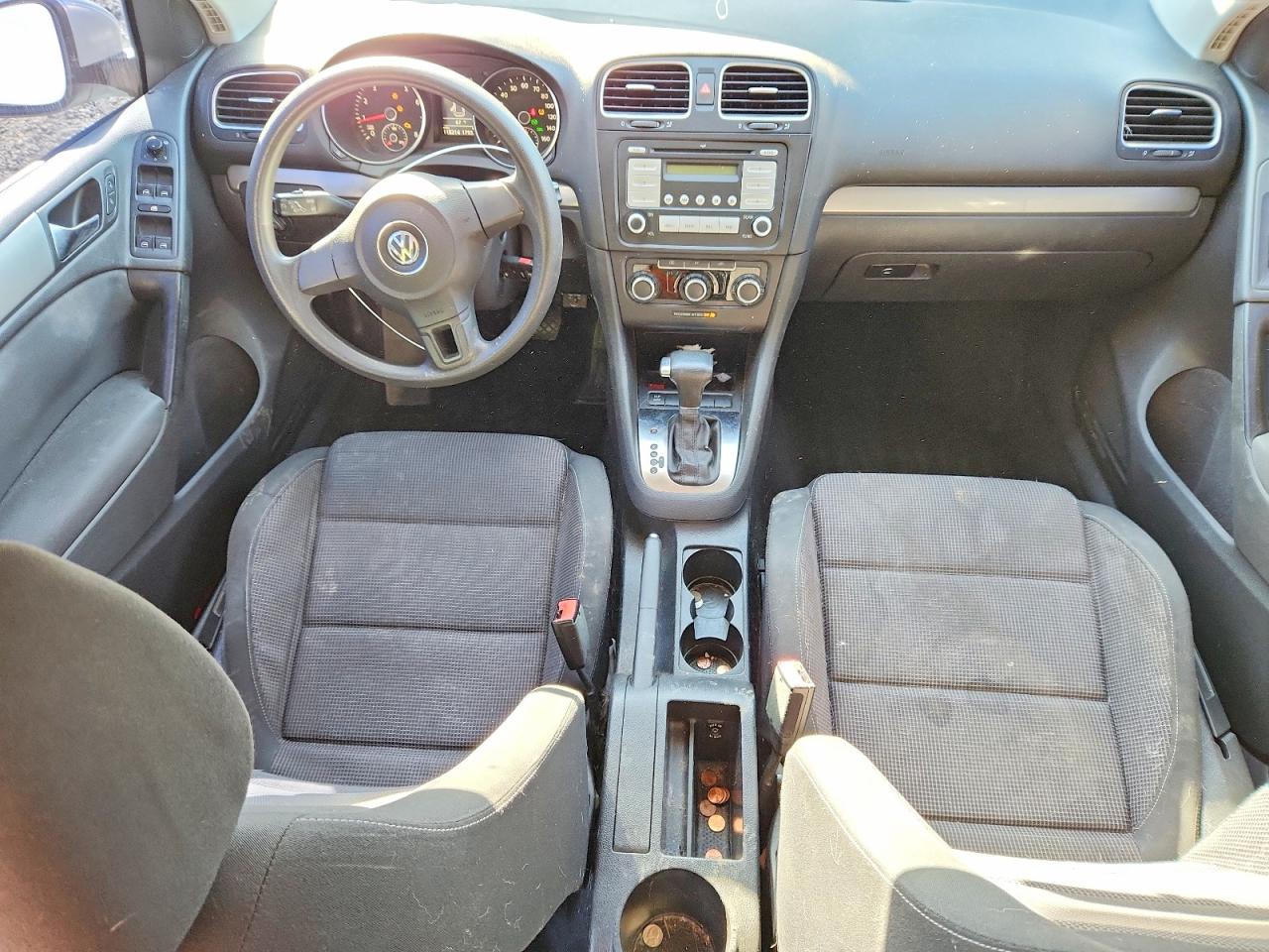 2010 VOLKSWAGEN GOLF photo 15