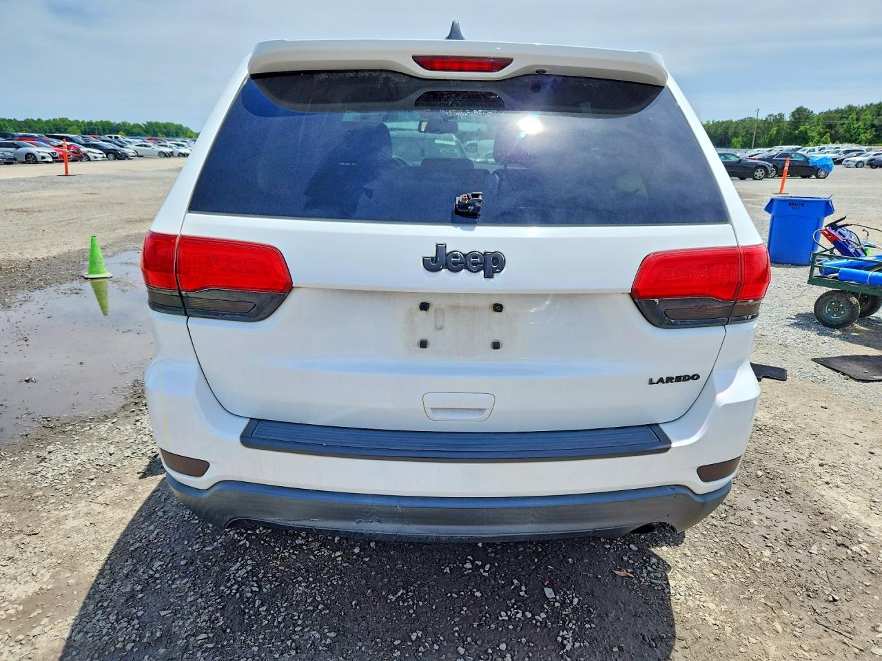 2014 JEEP GRAND CHEROKEE LAREDO photo 11