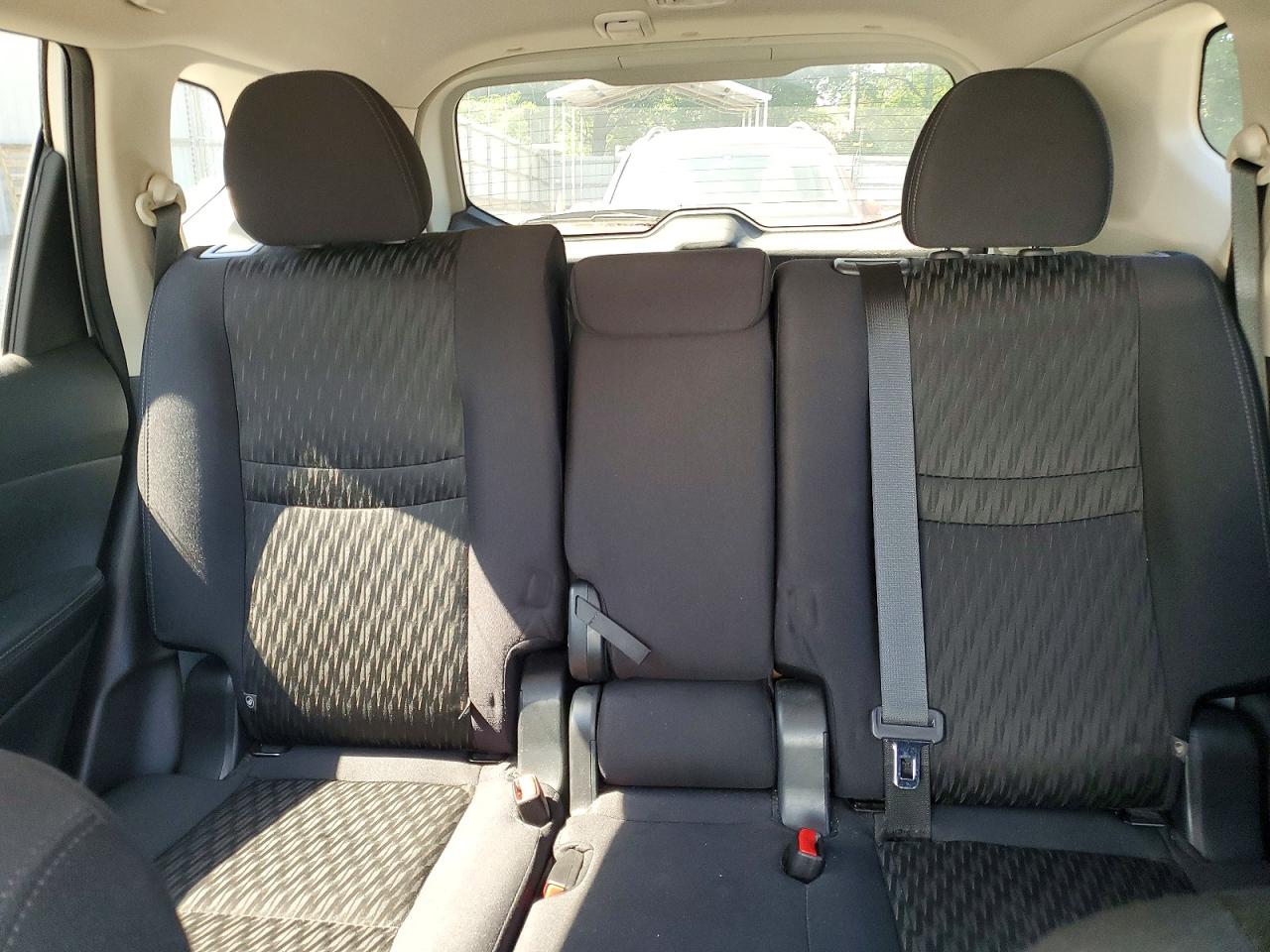2019 NISSAN ROGUE S photo 28