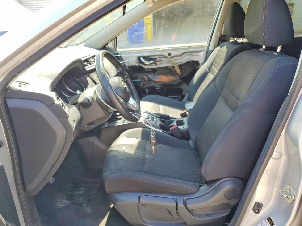 2019 NISSAN ROGUE S photo 19