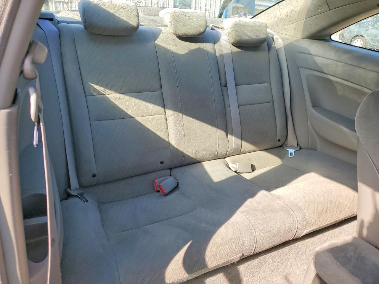 2010 HONDA CIVIC LX photo 19