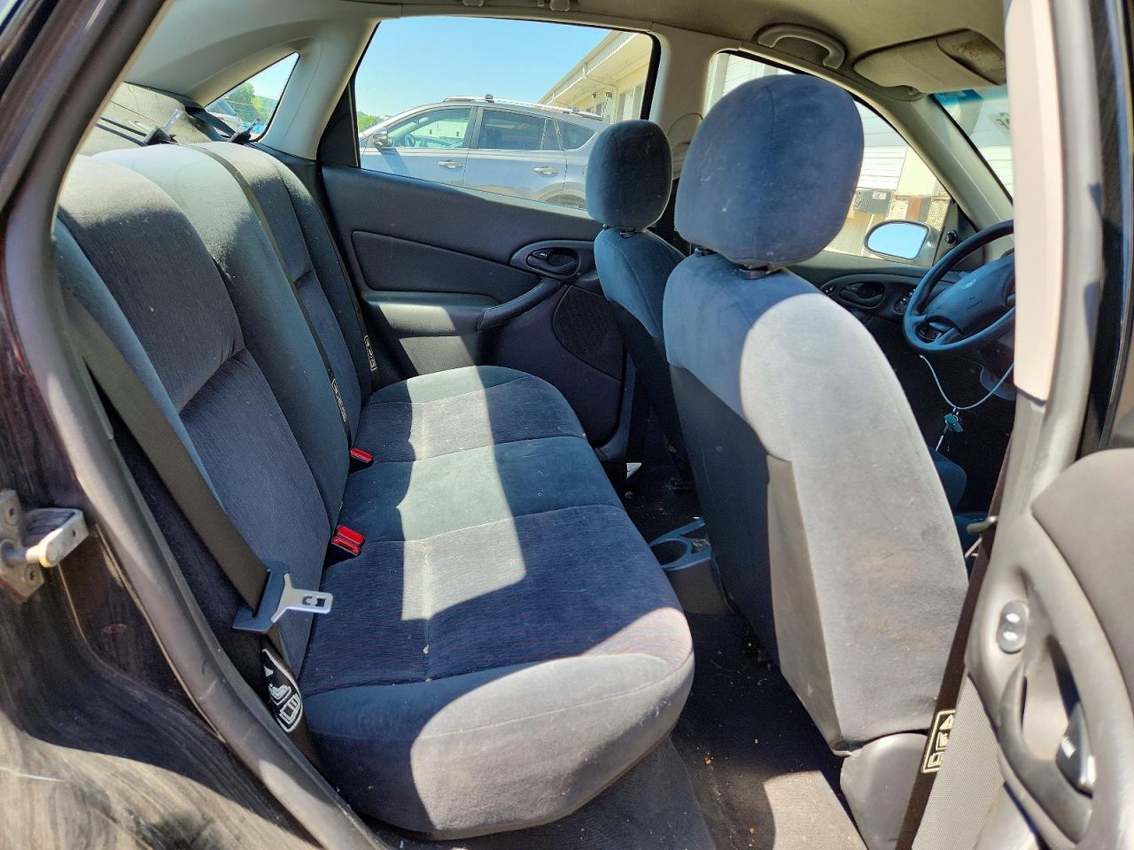 2000 FORD FOCUS SE photo 27