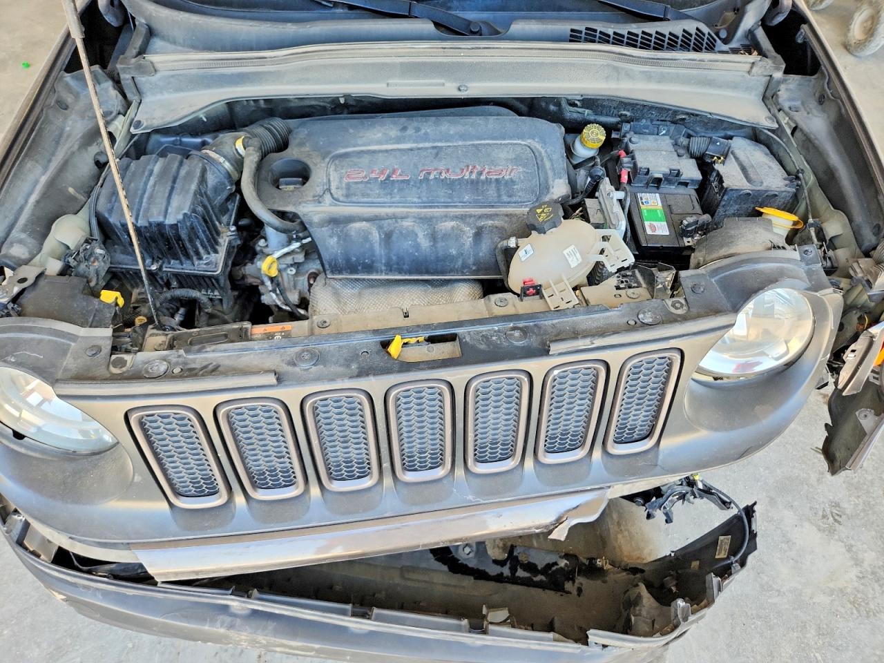 2017 JEEP RENEGADE TRAILHAWK photo 21