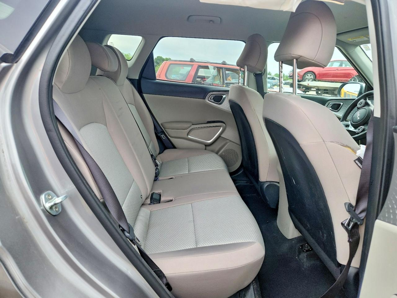 2022 KIA SOUL photo 19