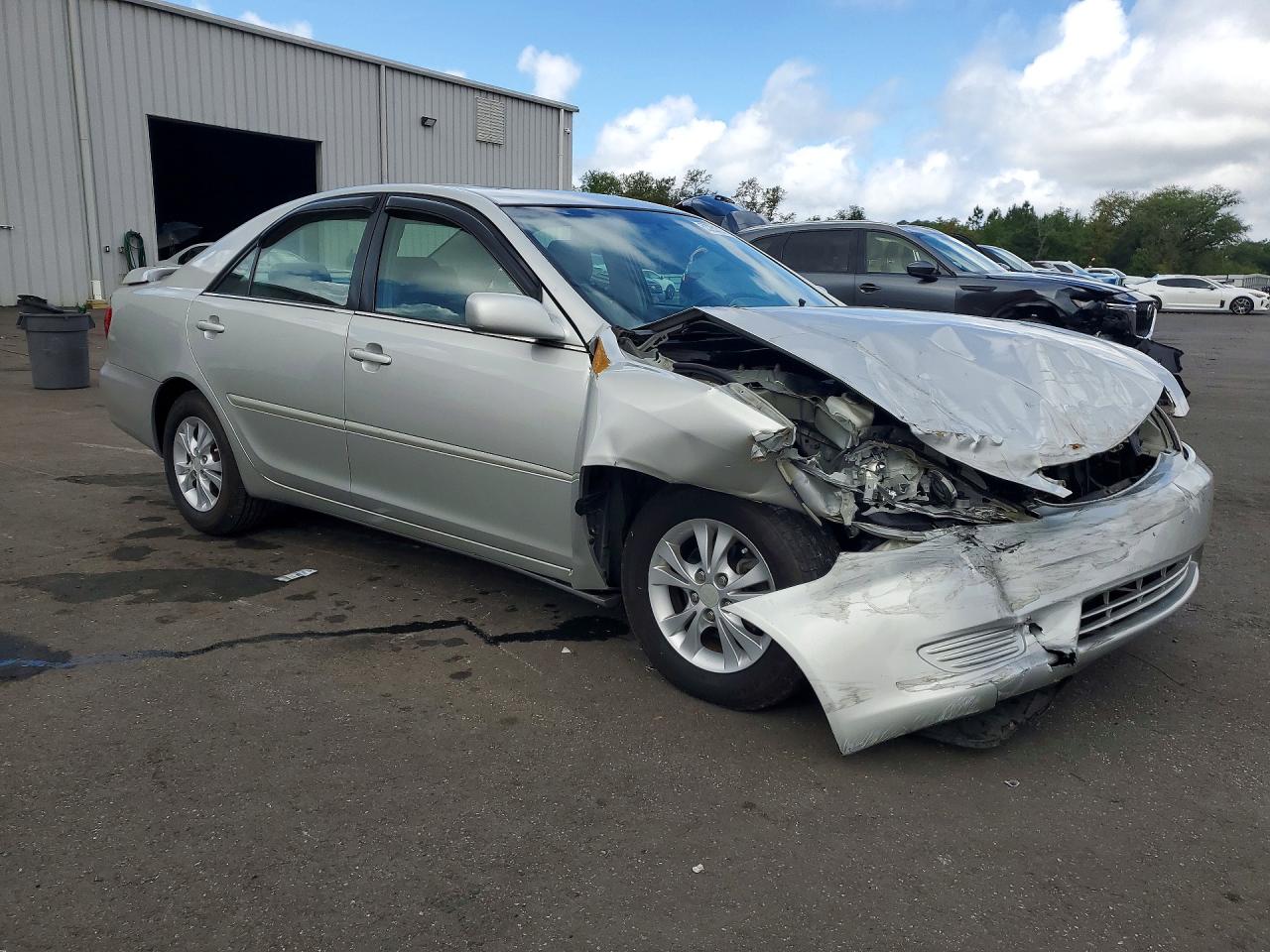 2005 TOYOTA CAMRY LE photo 7