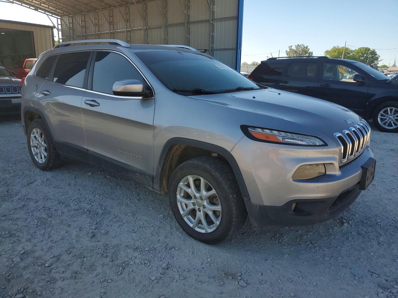 2017 JEEP CHEROKEE LATITUDE photo 10