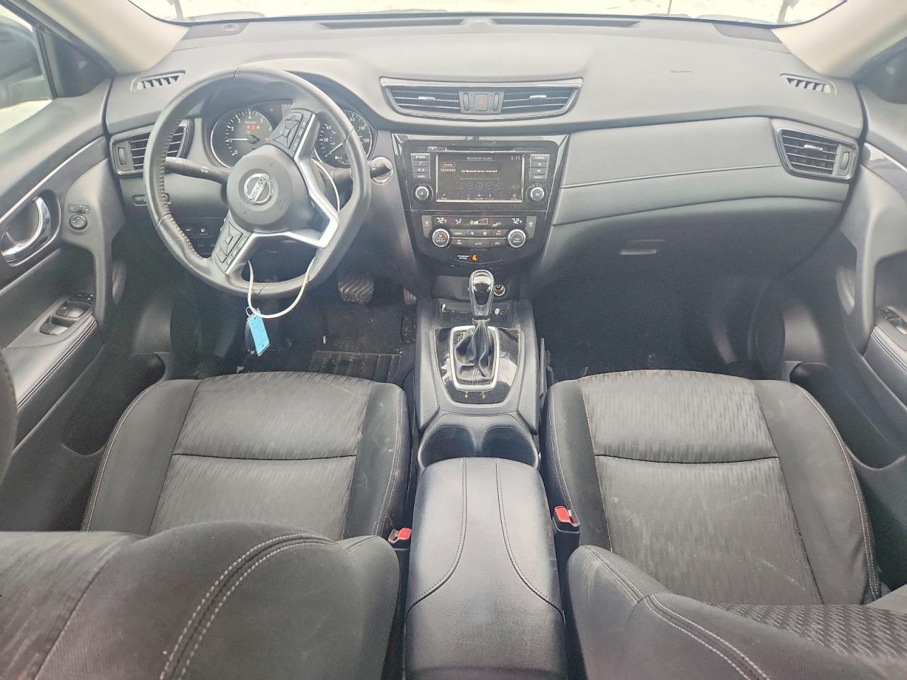 2018 NISSAN ROGUE SV photo 8