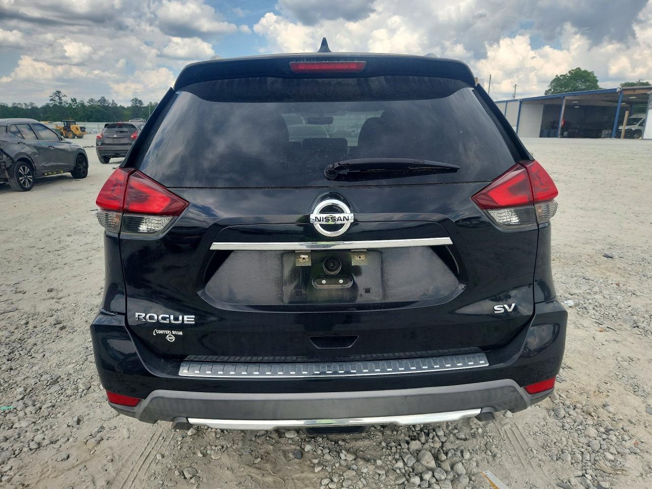 2018 NISSAN ROGUE SV photo 6