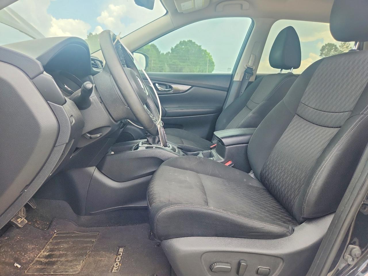 2018 NISSAN ROGUE SV photo 7