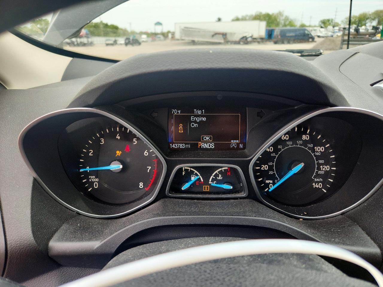 2017 FORD ESCAPE SE photo 9