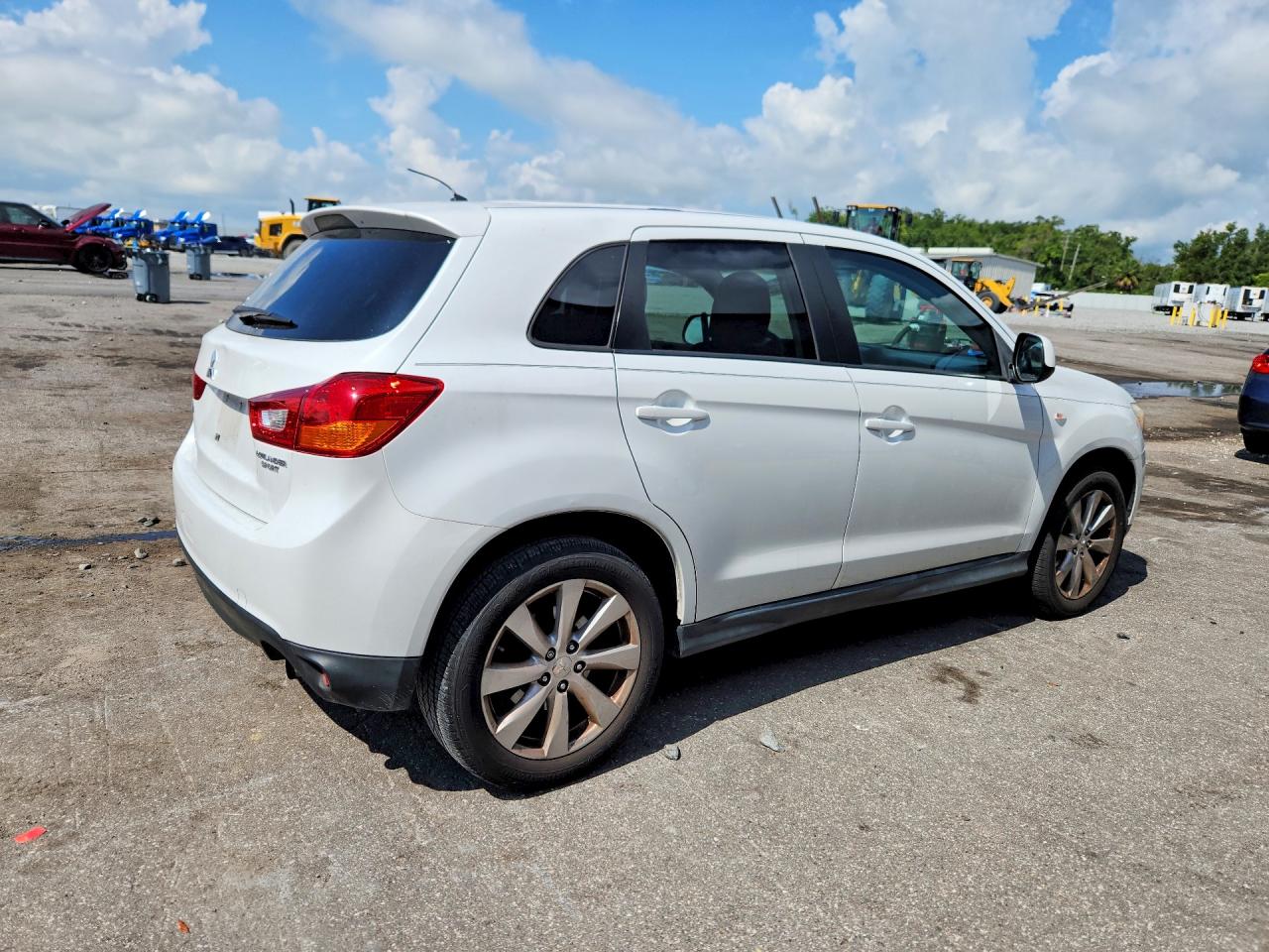 2013 MITSUBISHI OUTLANDER SPORT ES photo 5