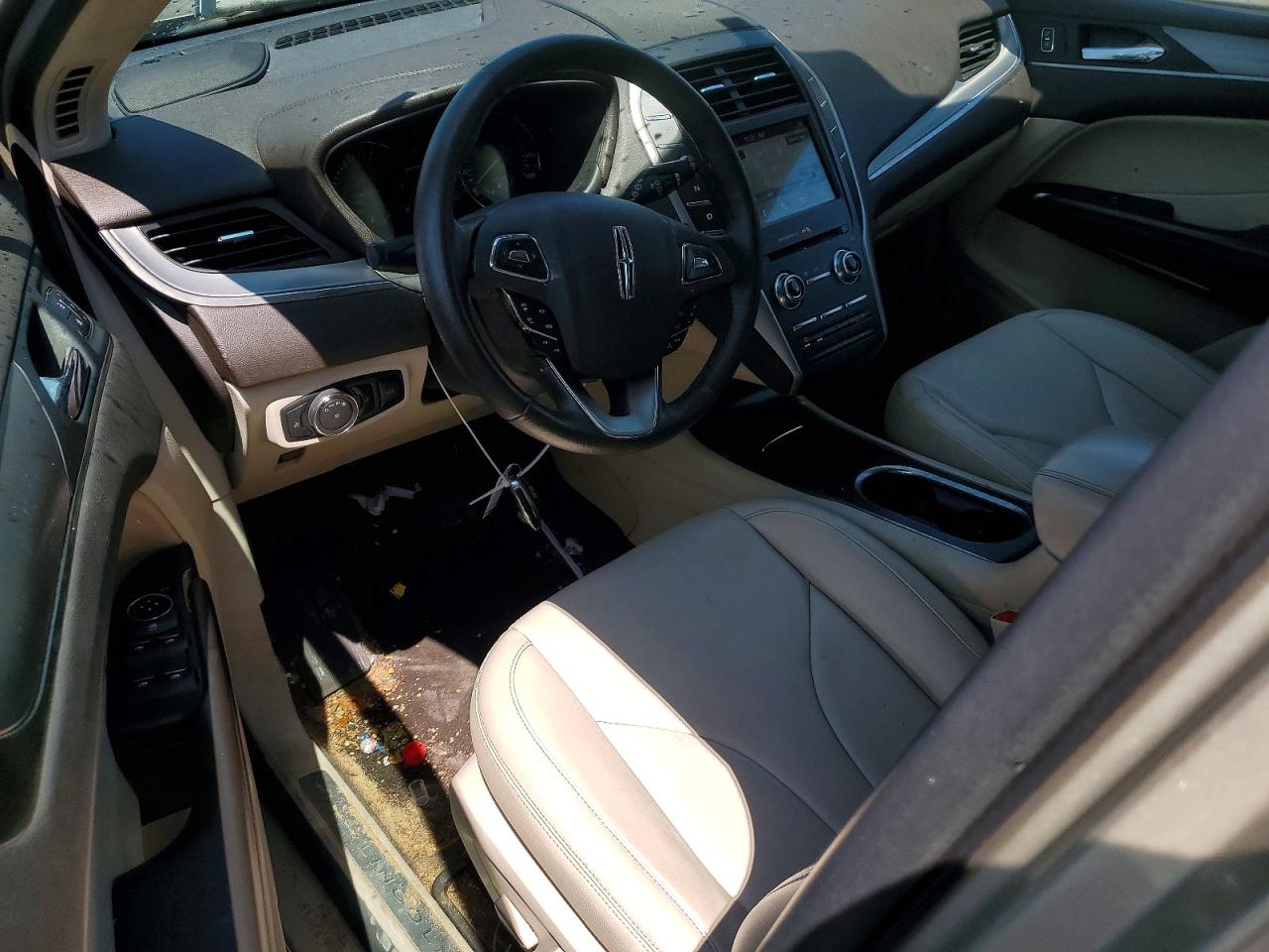 2017 LINCOLN MKC PREMIERE photo 15