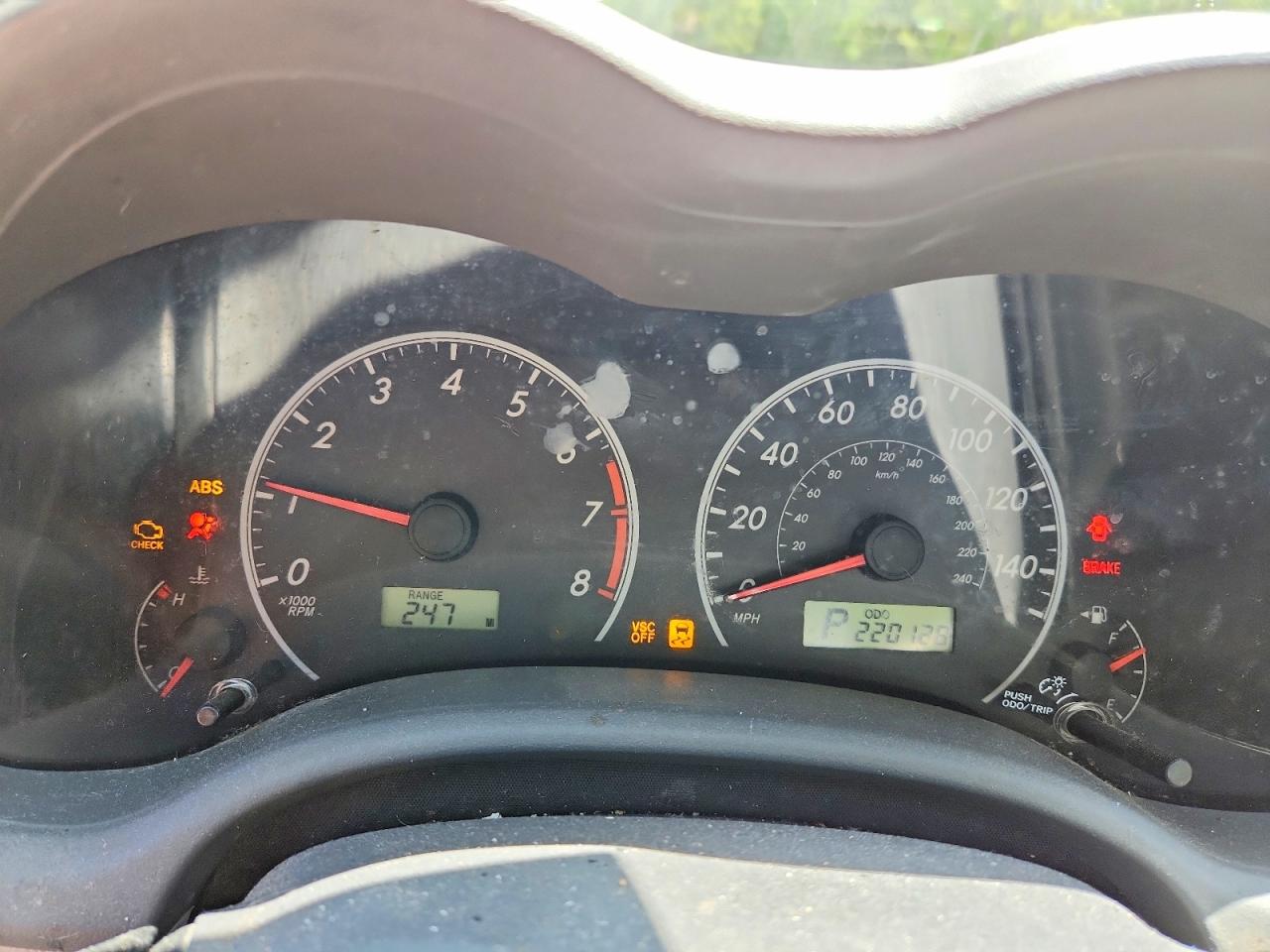 2010 TOYOTA COROLLA LE photo 9