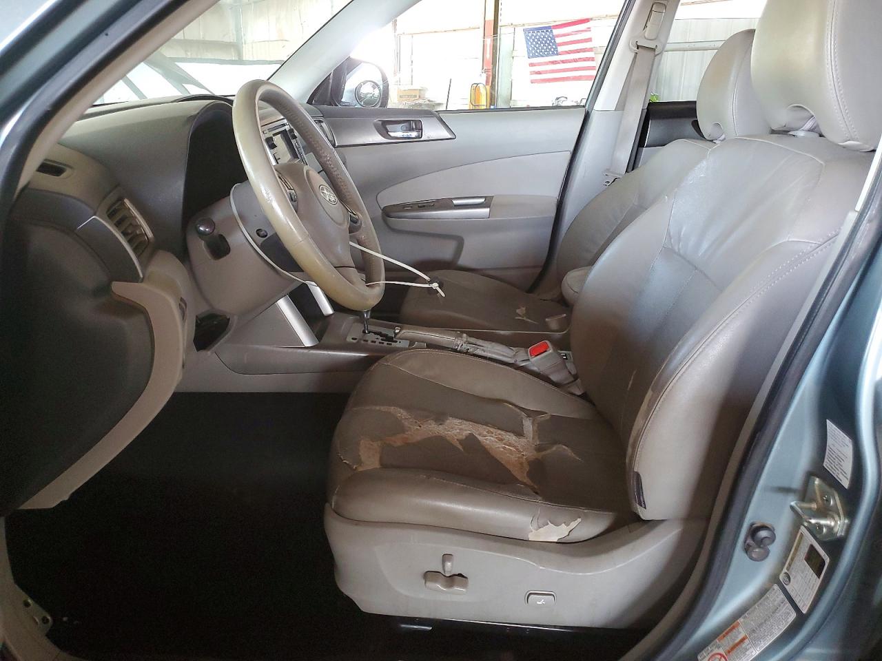 2011 SUBARU FORESTER TOURING photo 19