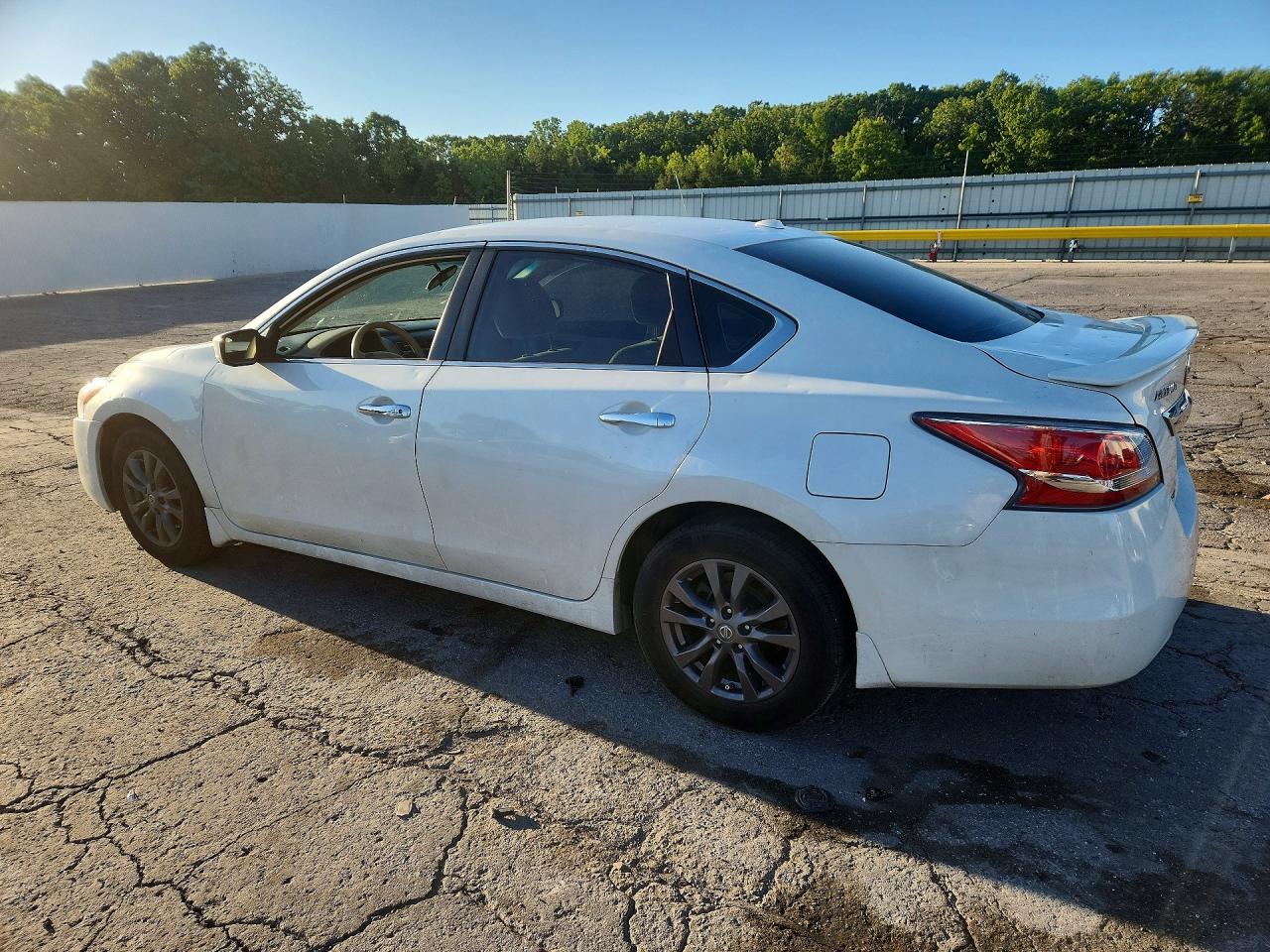 2015 NISSAN ALTIMA 2.5 S photo 3