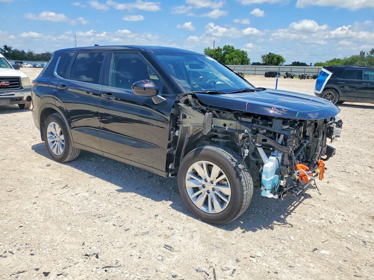 2025 MITSUBISHI OUTLANDER ES photo 7