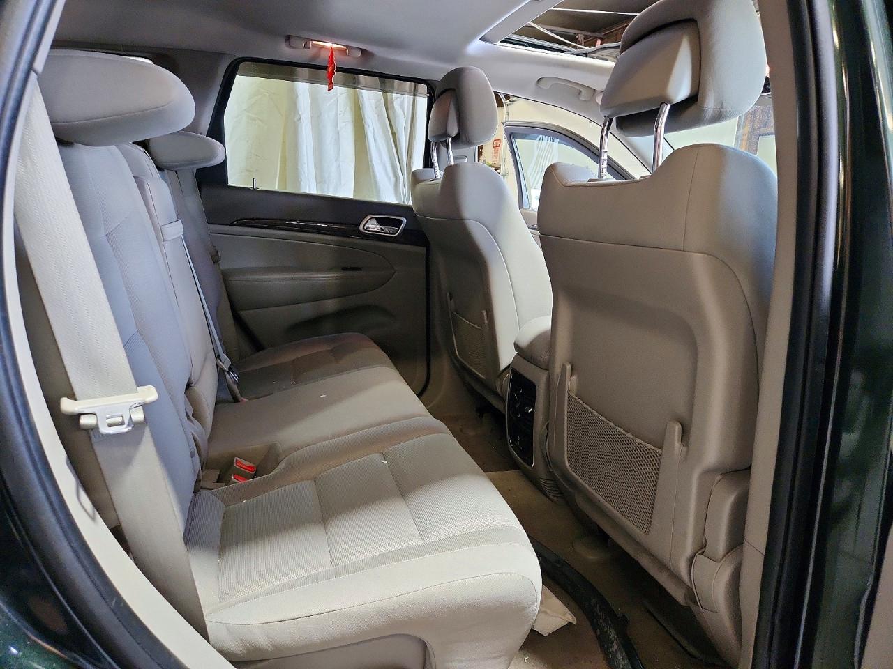 2011 JEEP GRAND CHEROKEE LAREDO photo 11