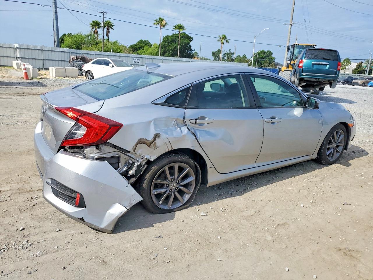 2020 HONDA CIVIC EX photo 3