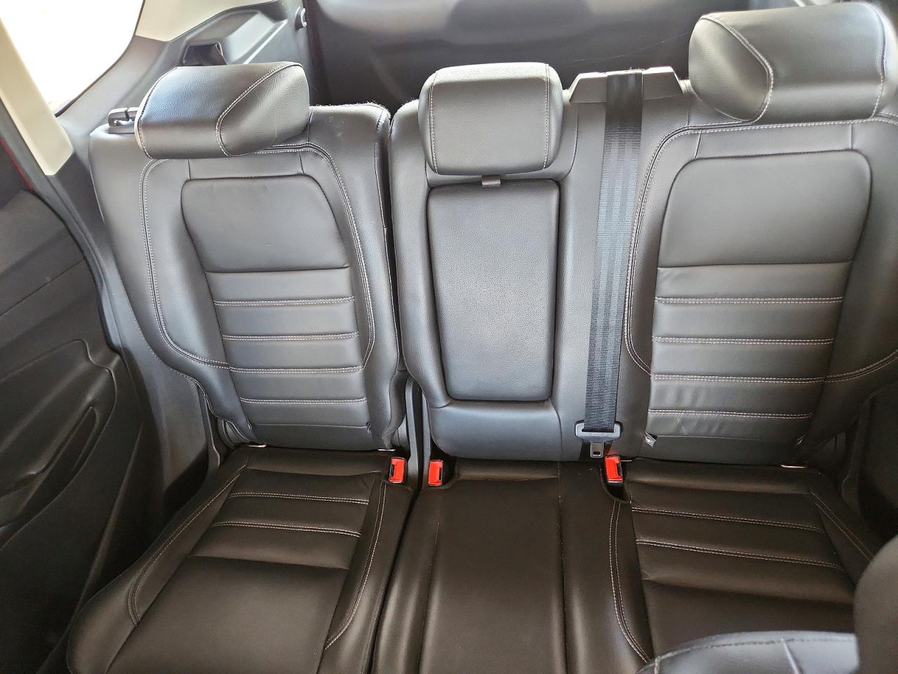 2017 FORD ESCAPE SE photo 19