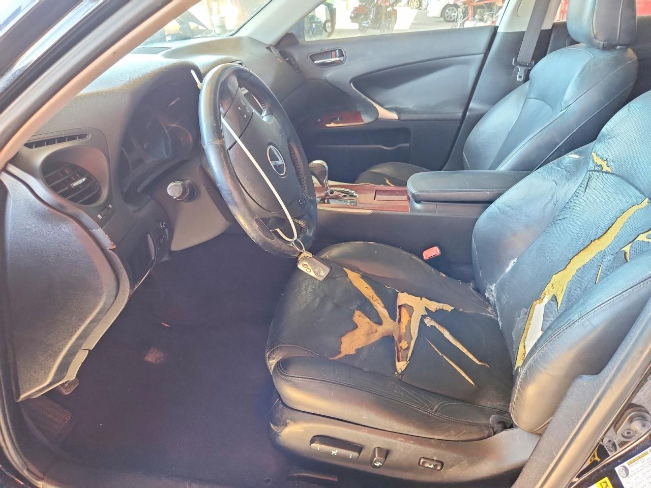 2007 LEXUS IS 250 photo 19