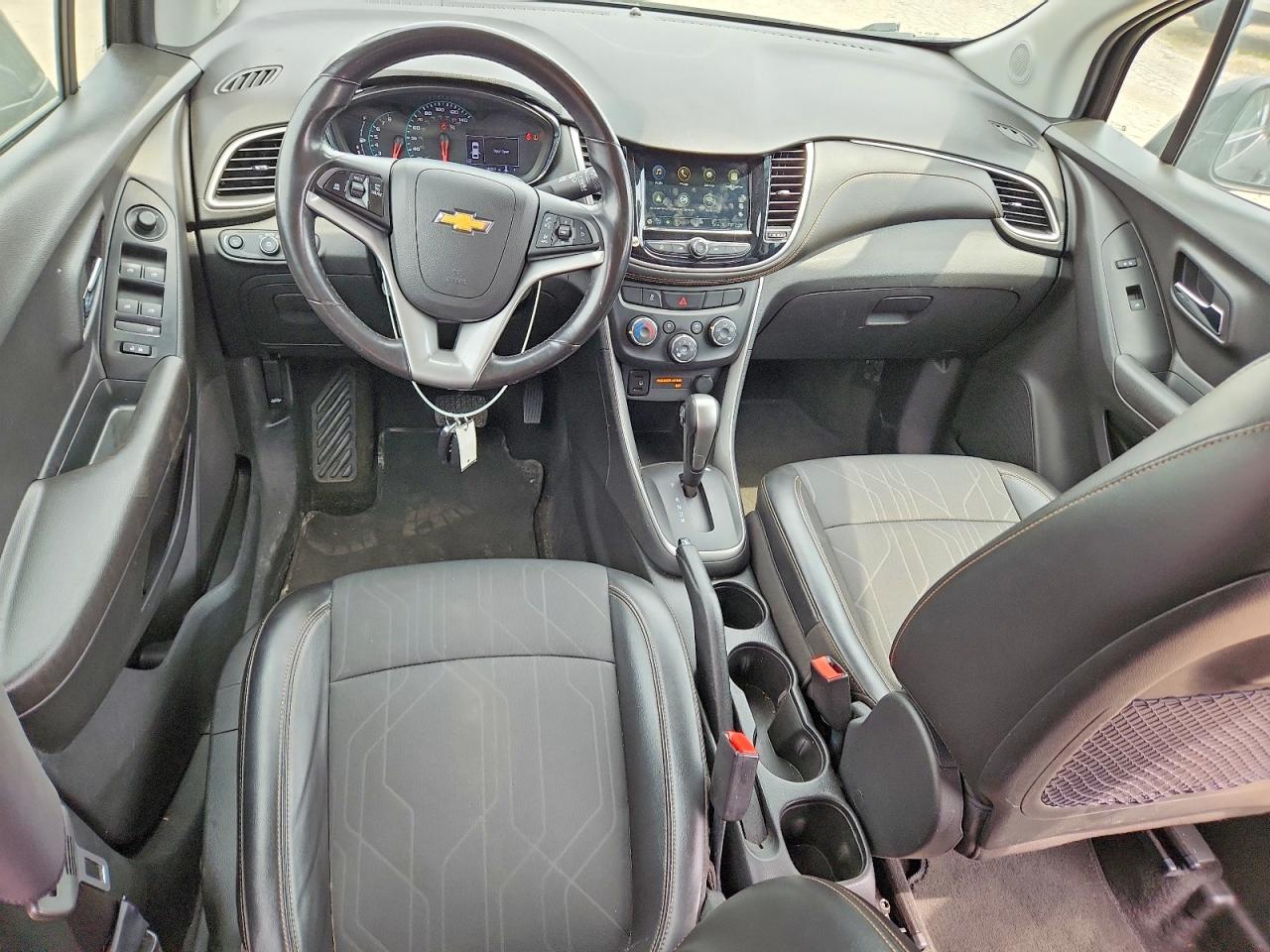 2019 CHEVROLET TRAX 1LT photo 8